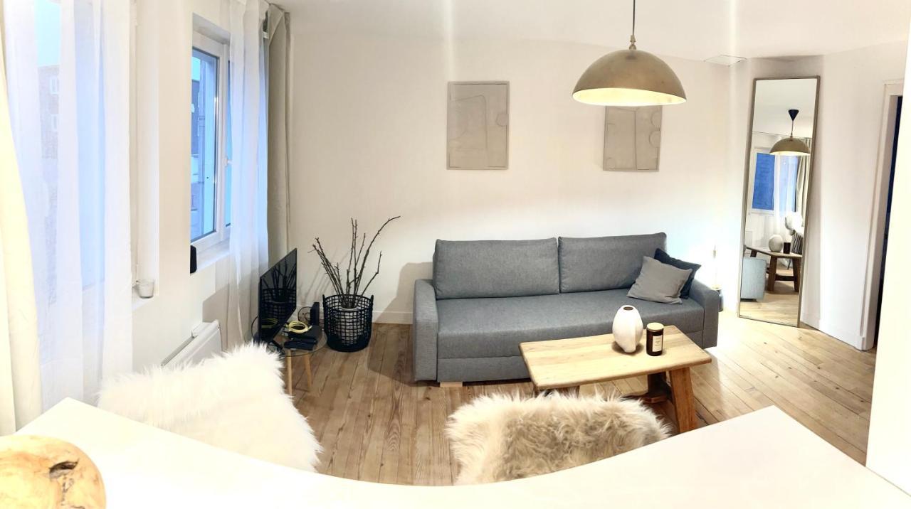 Les Suites Du Beffroi 2 กาเลส์ ภายนอก รูปภาพ